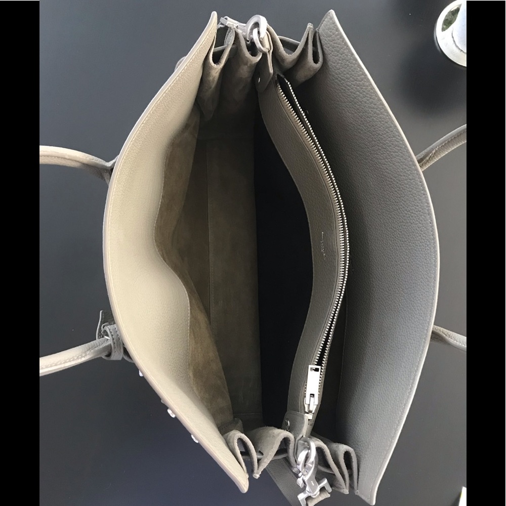 SAINT LAURENT Med Sac de Jour Grained Leather Tot - Picture 9 of 11